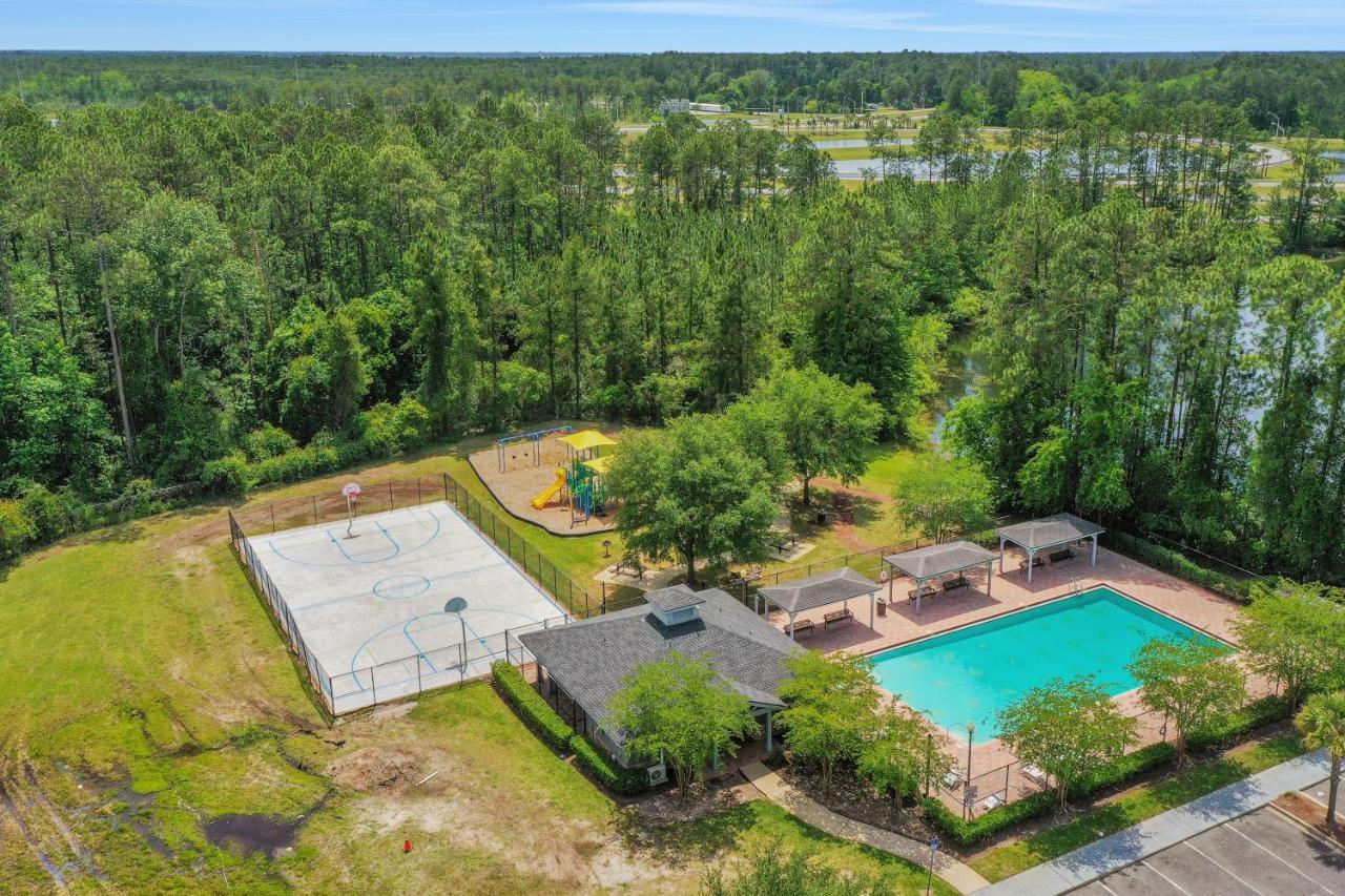 The Home On Tyson Lake Drive Jacksonville Exterior photo